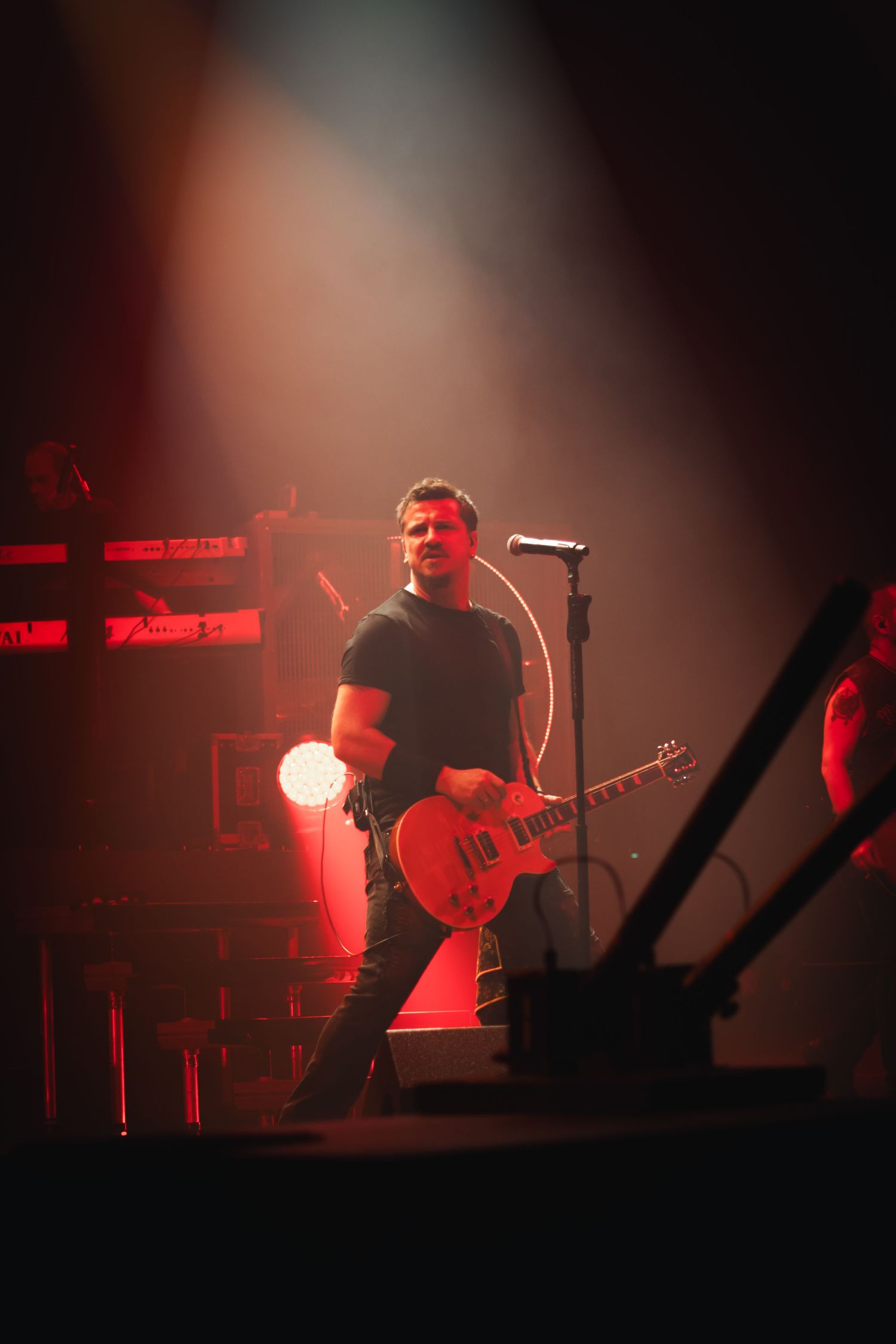 Band auf der Bühne.
