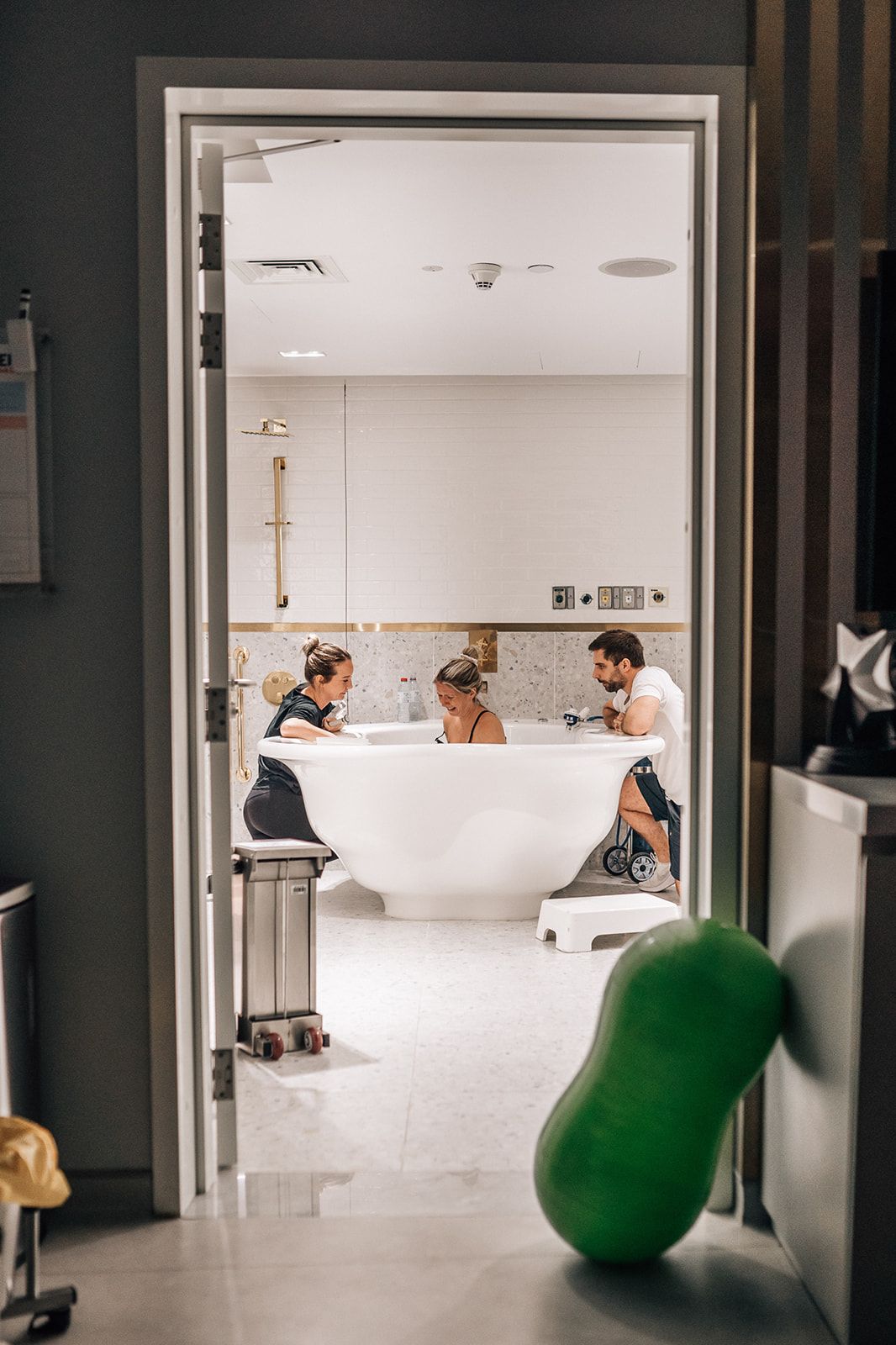 water birth at al zahra hospital in dubai