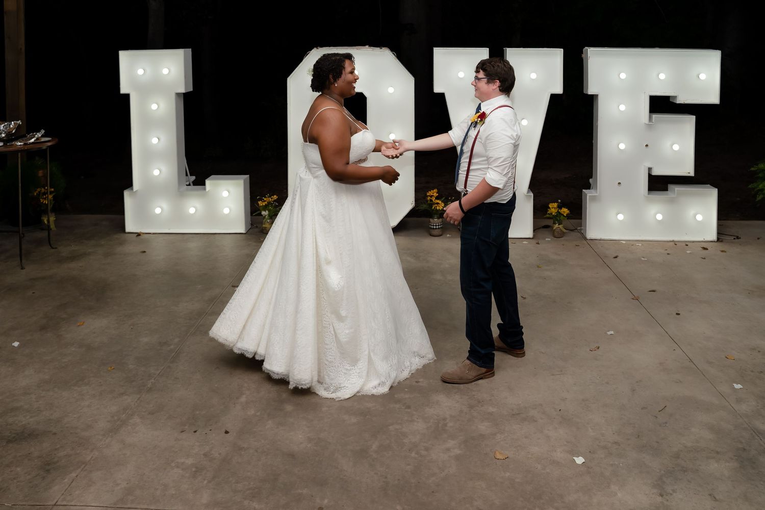 Wedding and Elopement photography in Eureka Springs AR, NWA and world wide.
