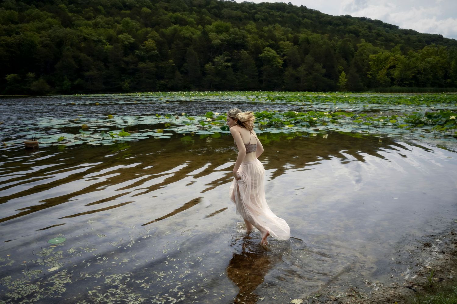 Senior Photography in NWA and Eureka Springs Arkansas, Lake Leatherwood AR, Lema Street Photography