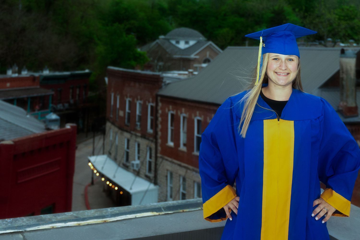 Senior Photography in NWA and Eureka Springs Arkansas, Lema Street Photography, Senior Photographer