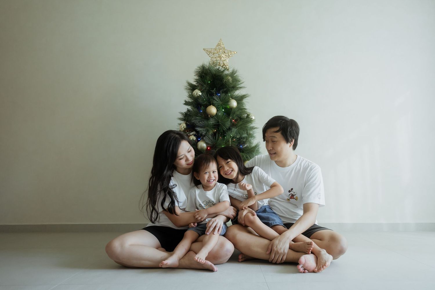 Singapore Family Photography, Family Photoshoot, Home Shoot, Photoshoot, Photography, Casual Photoshoot, edthemoment, Edwin