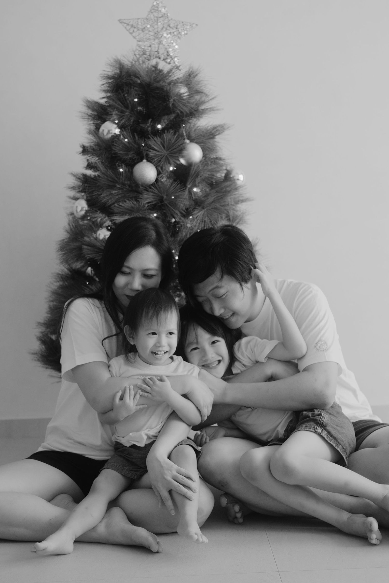 Singapore Family Photography, Family Photoshoot, Home Shoot, Photoshoot, Photography, Casual Photoshoot, edthemoment, Edwin