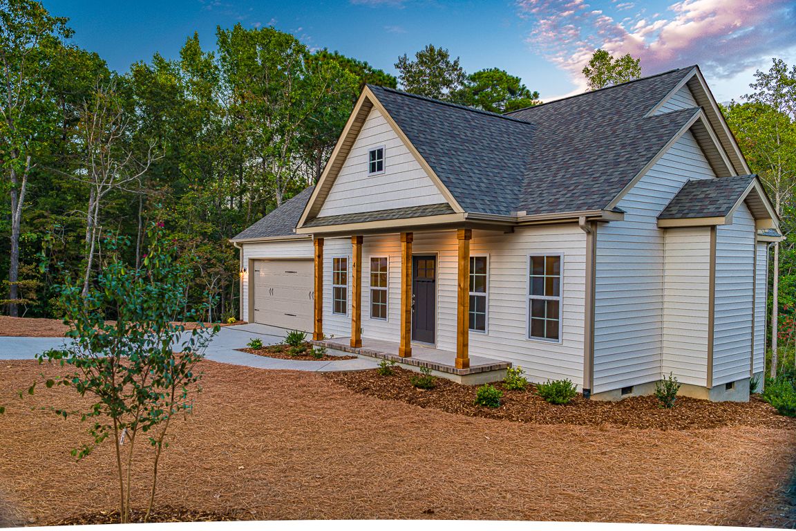 A natural twilight photograph. High-impact real estate visuals designed for digital marketing and engagement.

Marketing-focused property ph