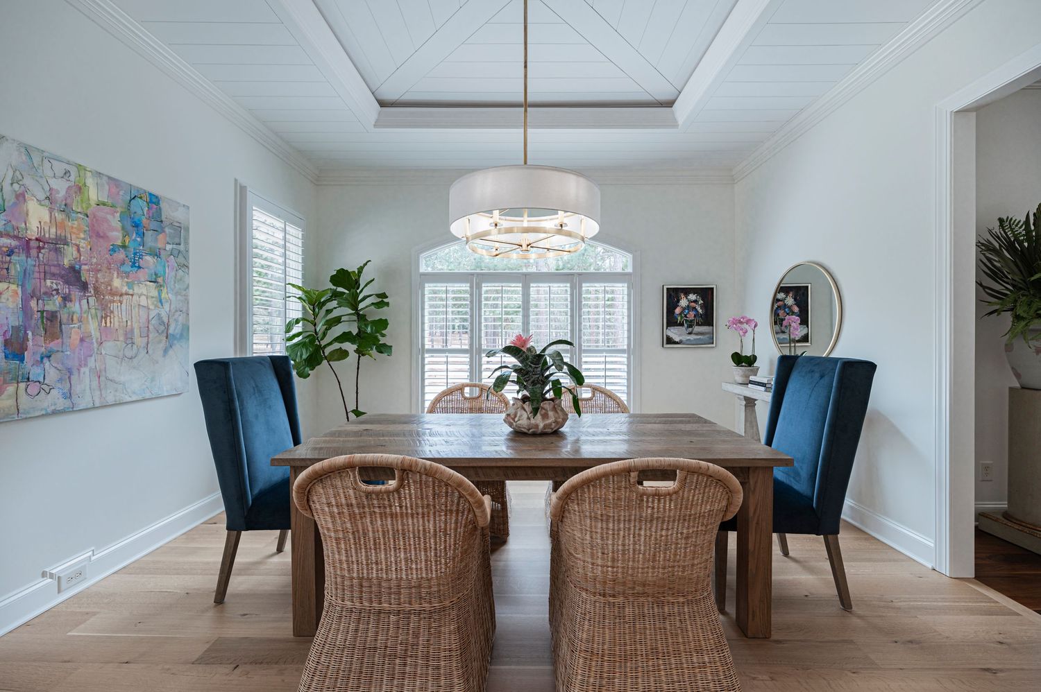 Interior real estate photography capturing natural light, flow, and the true feel of each space.