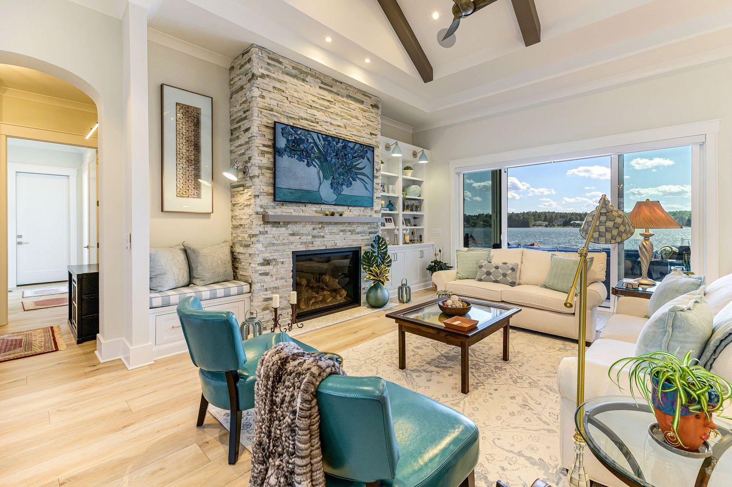 High-end photography that supports luxury branding and elevated listings.