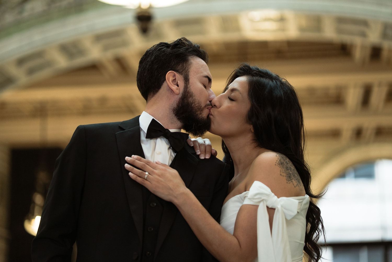 couple in chicago cultural center