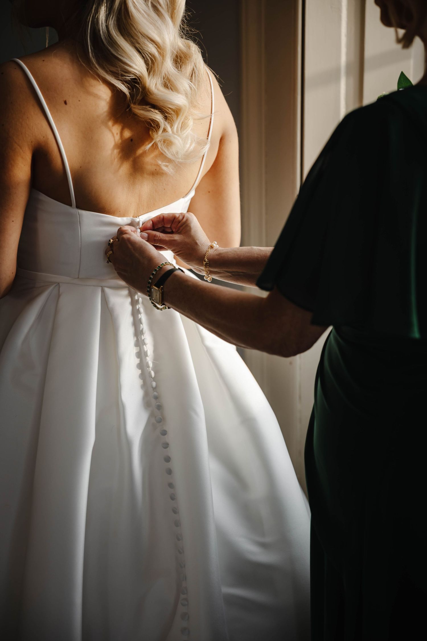 wedding photography  | Bridal prep photos