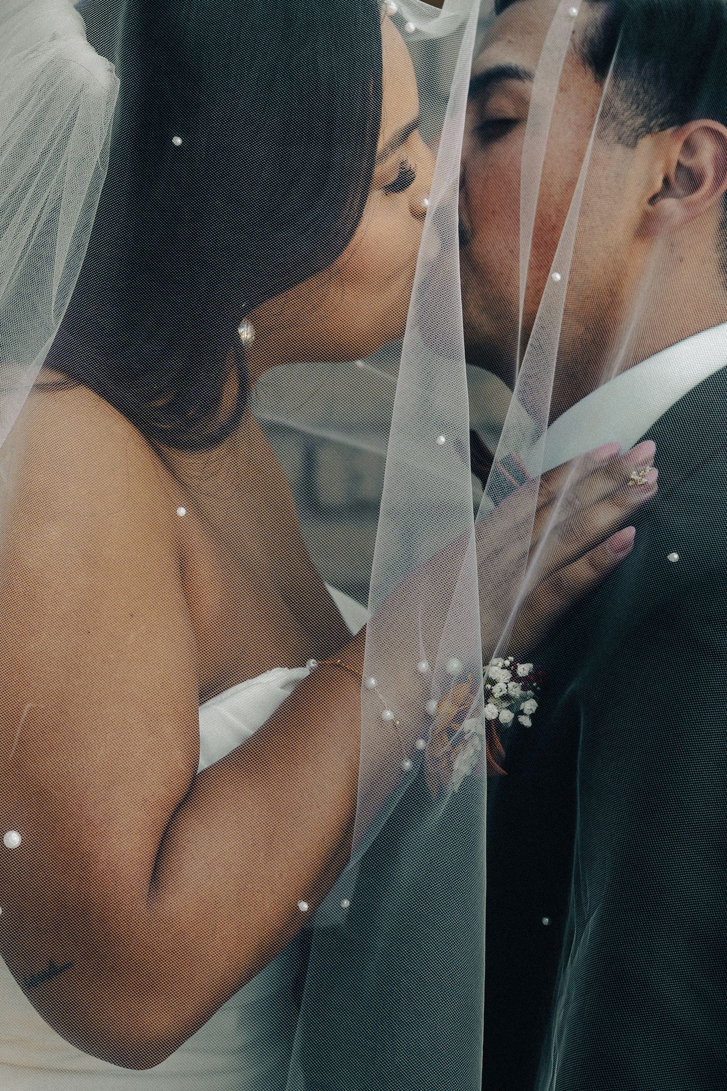 Couple in Visalia Ca kiss