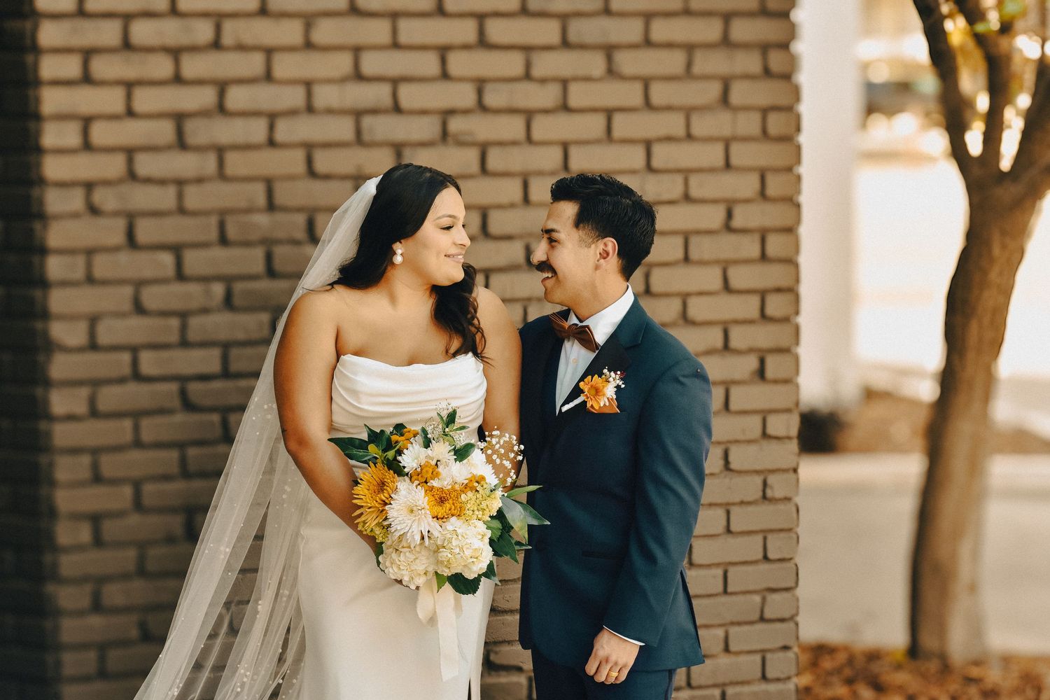 Couple in Visalia Ca laugh at the hyde