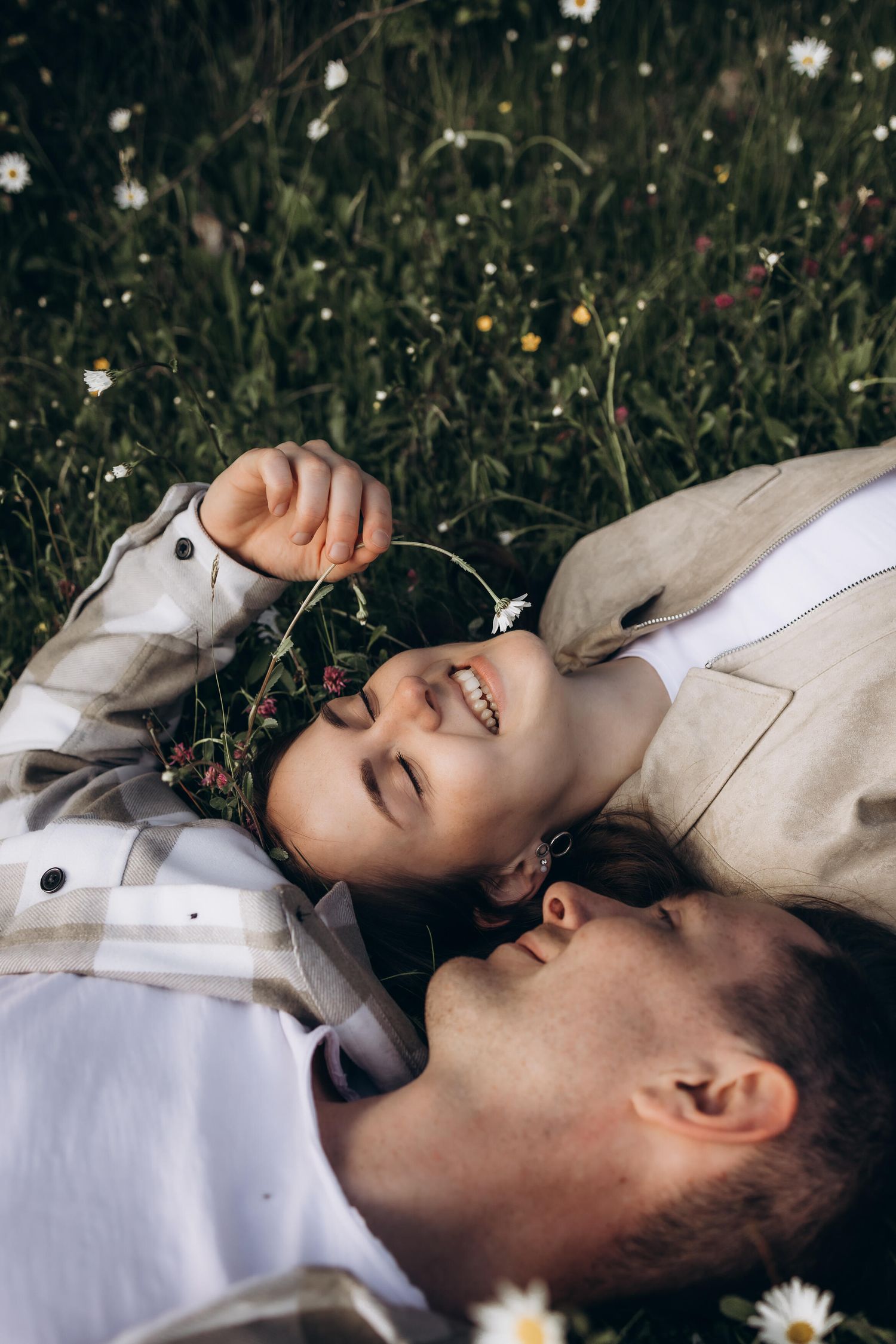 Rodinné přirozené focení Rokycany. Karolína Koudelková rodinná, newborn a svatební fotografka Rokycany, Plzeň, Hořovice a okolí.