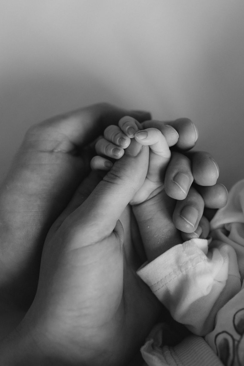 Rodinné přirozené focení Rokycany. Karolína Koudelková rodinná, newborn a svatební fotografka Rokycany, Plzeň, Hořovice a okolí.