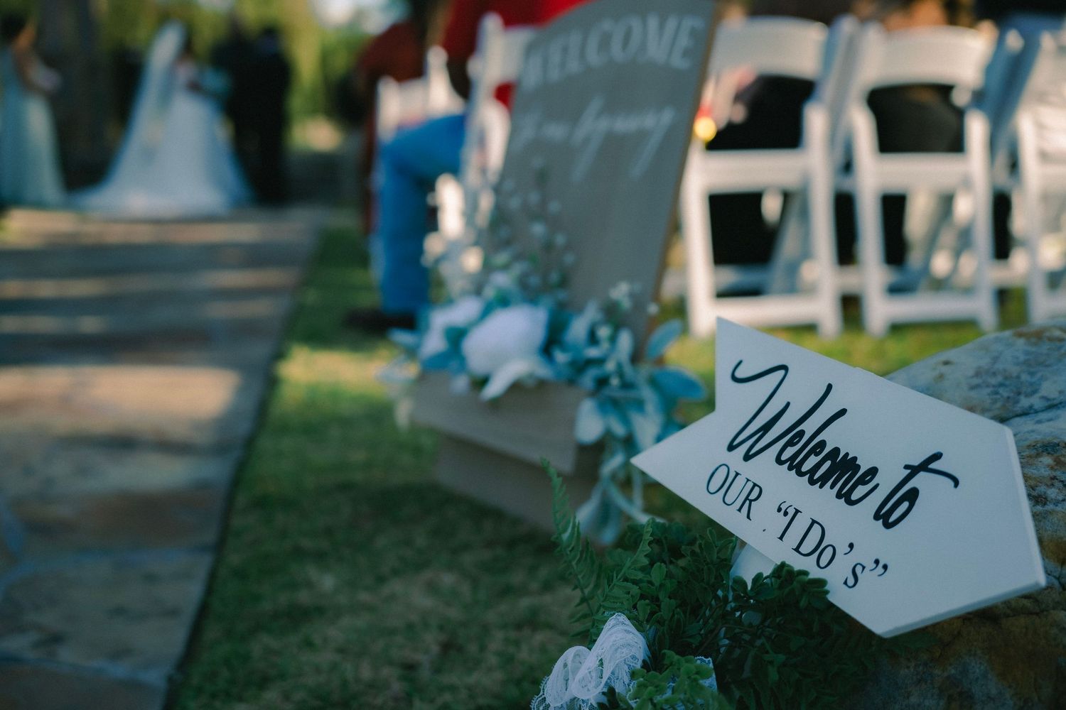Our Do's welcome sign for wedding guests at aisle entrance — KN KROMATIC Photography Houston wedding photographer