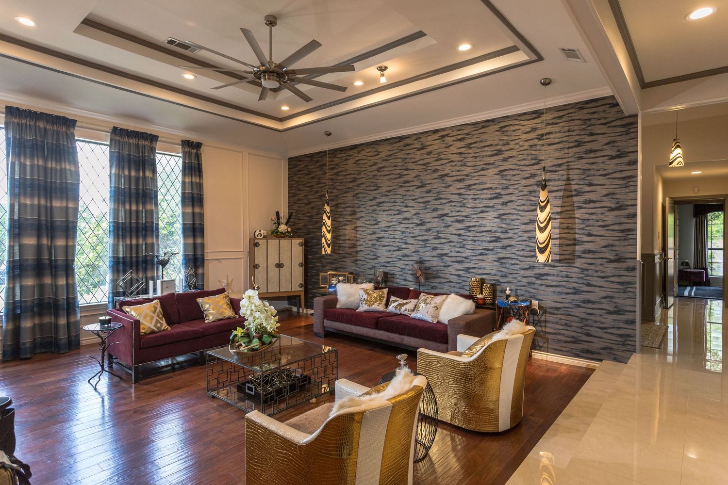 Professional interior designer's home interior photo