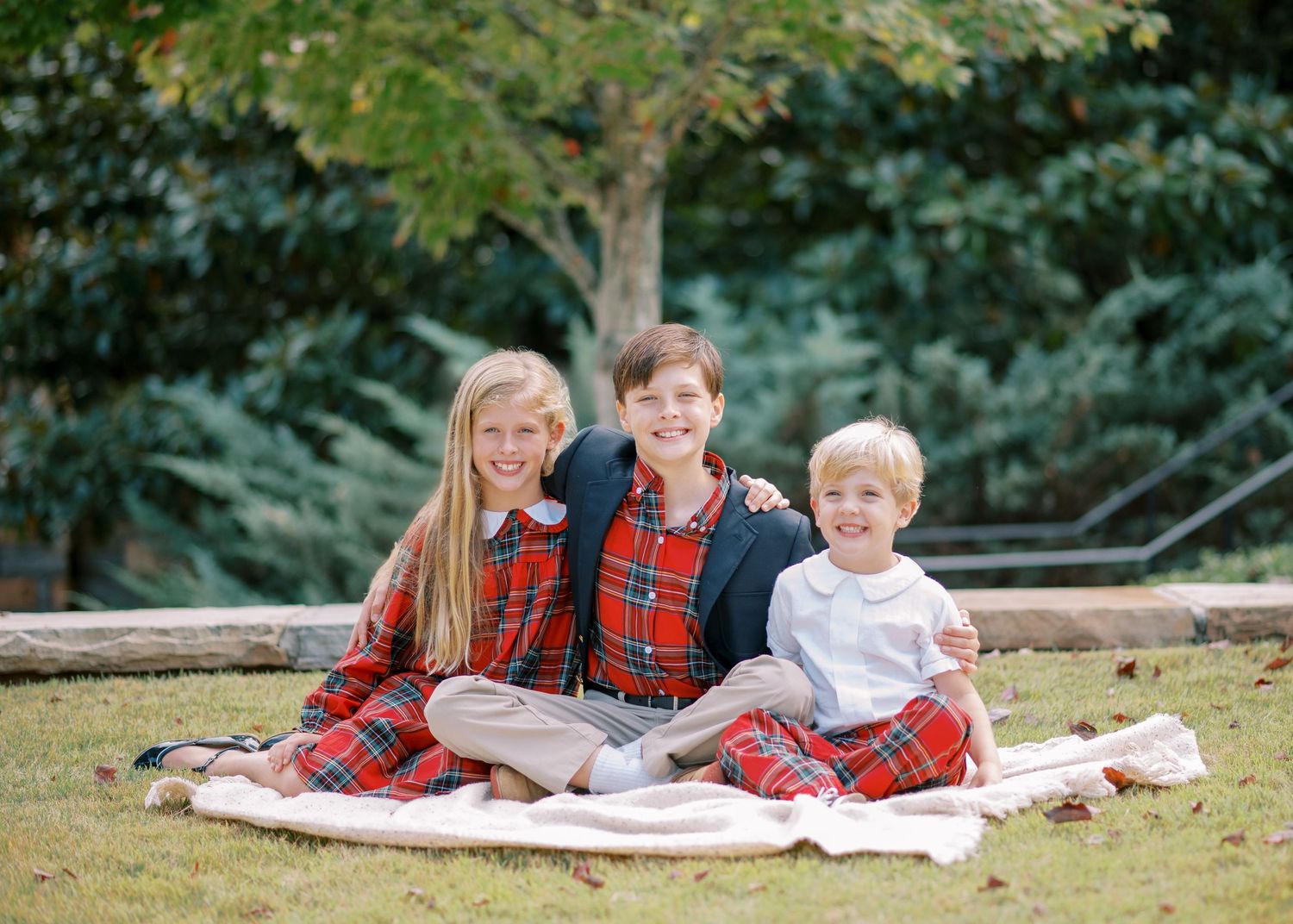 Birmingham, Alabama portrait and family photographer Emily Cone Photography. Film and digital photography. Christmas mini session. Southeast
