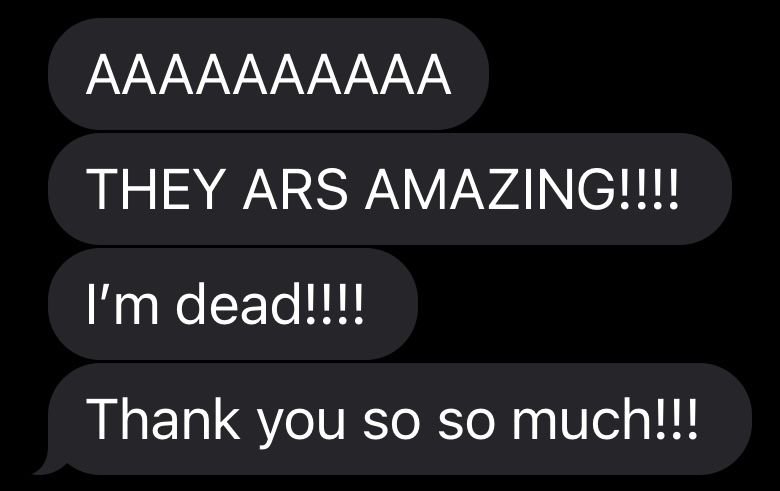 Multiple chat messages showing enthusiastic reactions and thank you messages on a dark background.