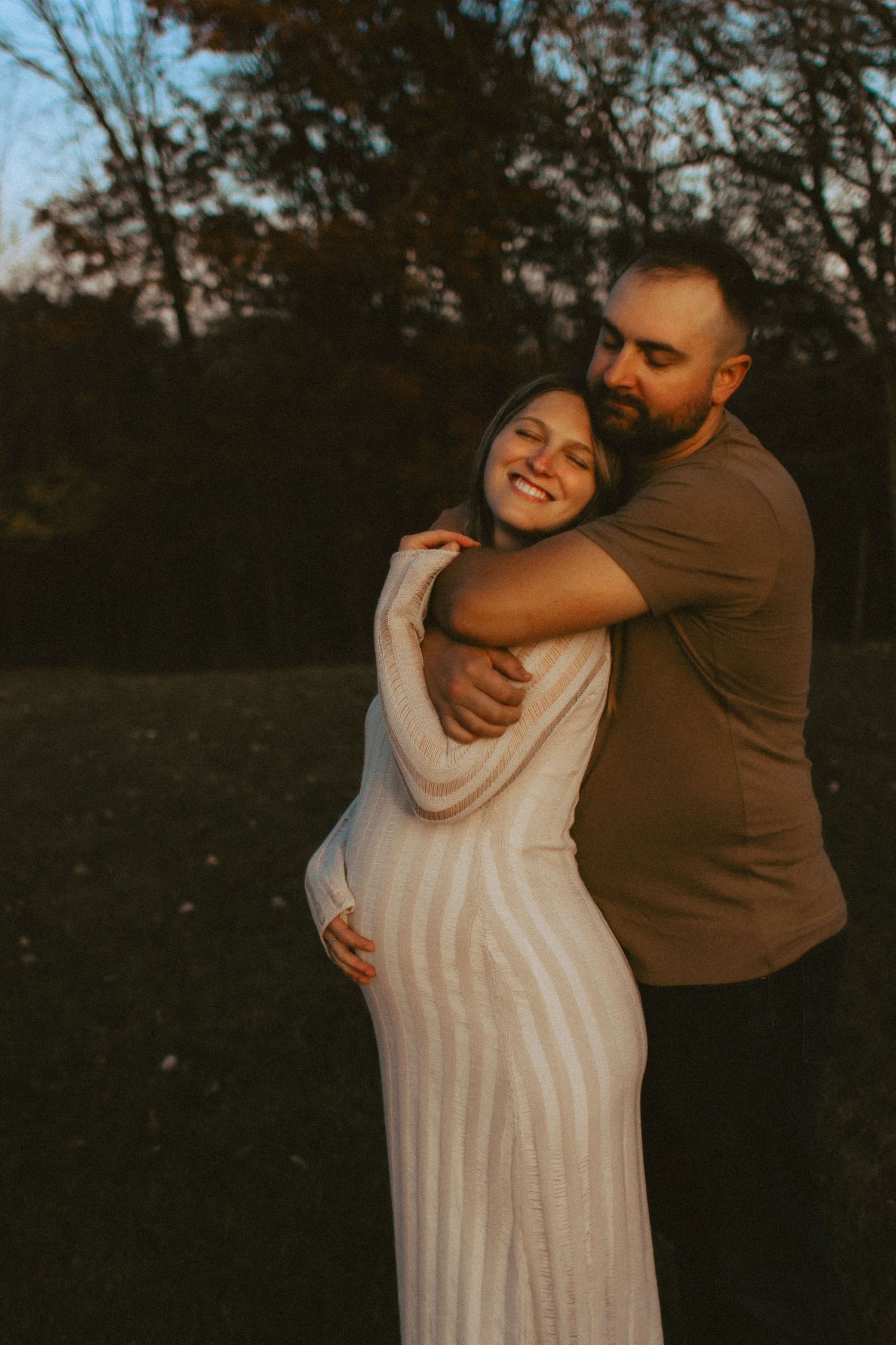 A maternity session couple warm photography in Milaca, Minnesota  Elk River, MN Photographer Photography Wedding Couples Unique Session