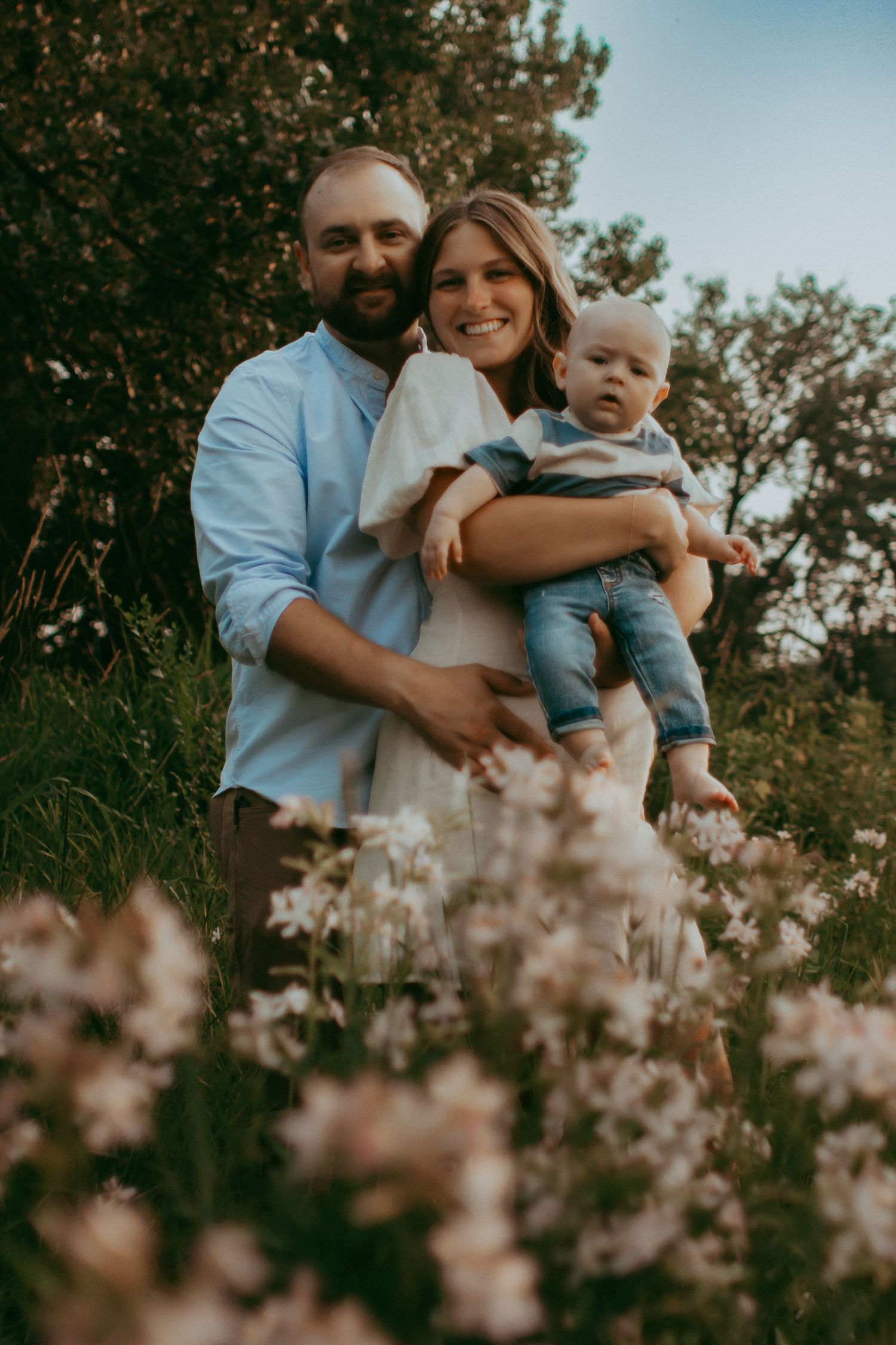 A family session in wildflower field in Elk River, Minnesota Photographer Photography Wedding Couples Engagement Session Senior Unique