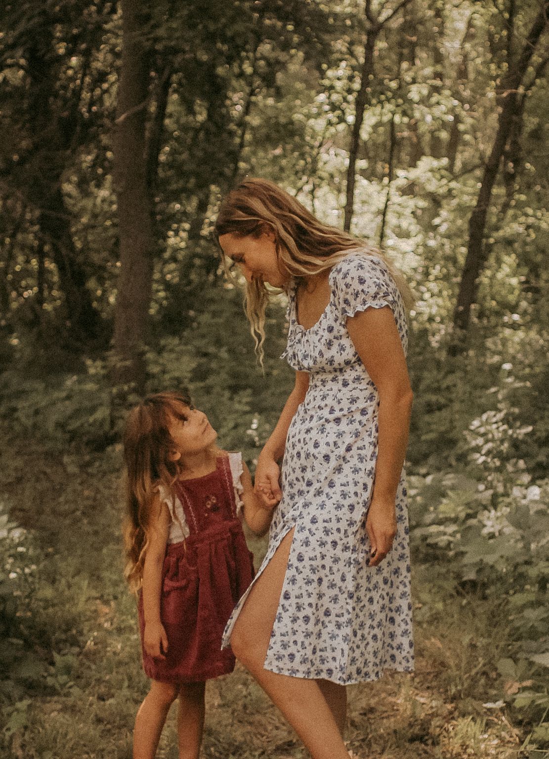 A mother and daughter looking at each other in Elk River, Minnesota Photographer Photography Wedding Couples Engagement Session Senior