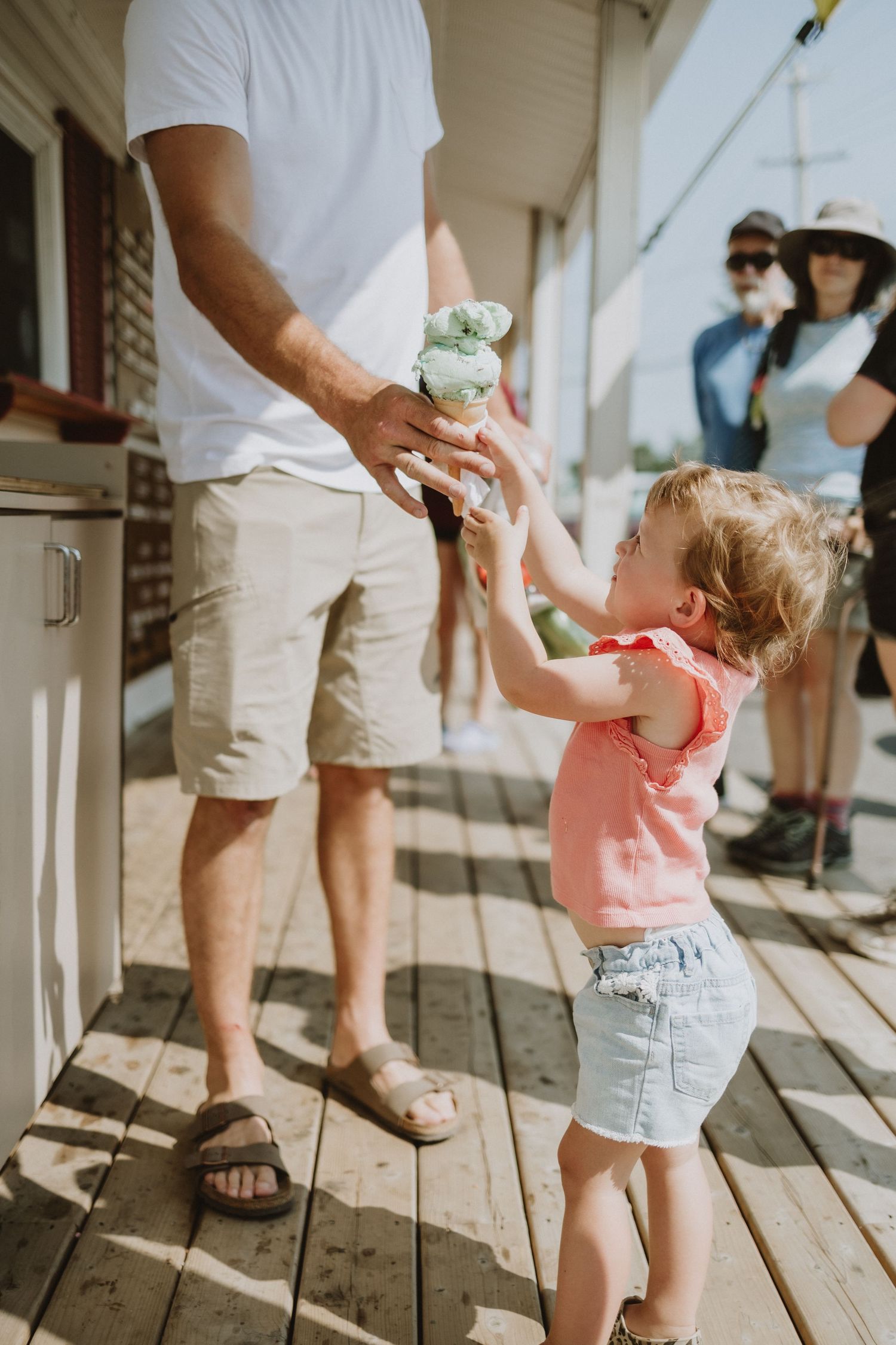 Falmouth farmers market and ice cream shop, family photoshoot