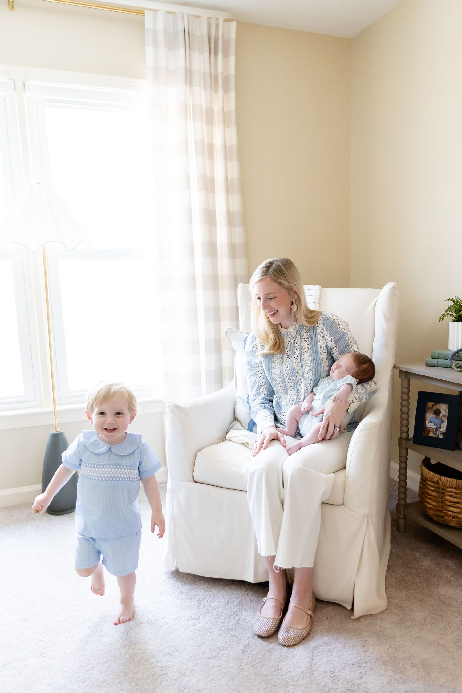 Dallas Junkin Photography. Tuscaloosa lifestyle newborn portraits.