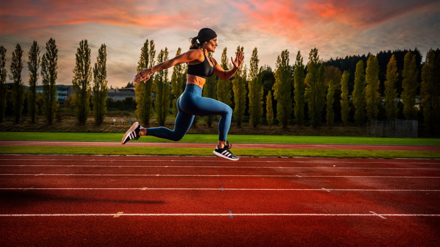 Sarah Gilks track, jump photographer Alec Watson
