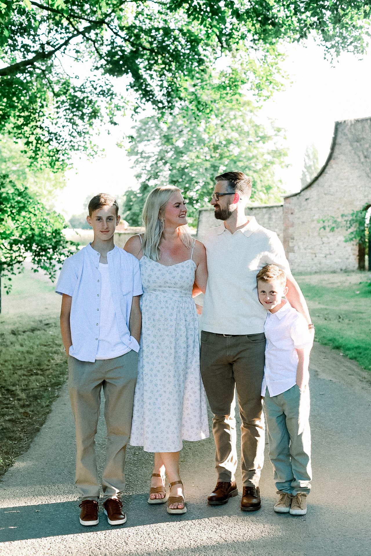 Lifestyle newborn photographer in Beverley