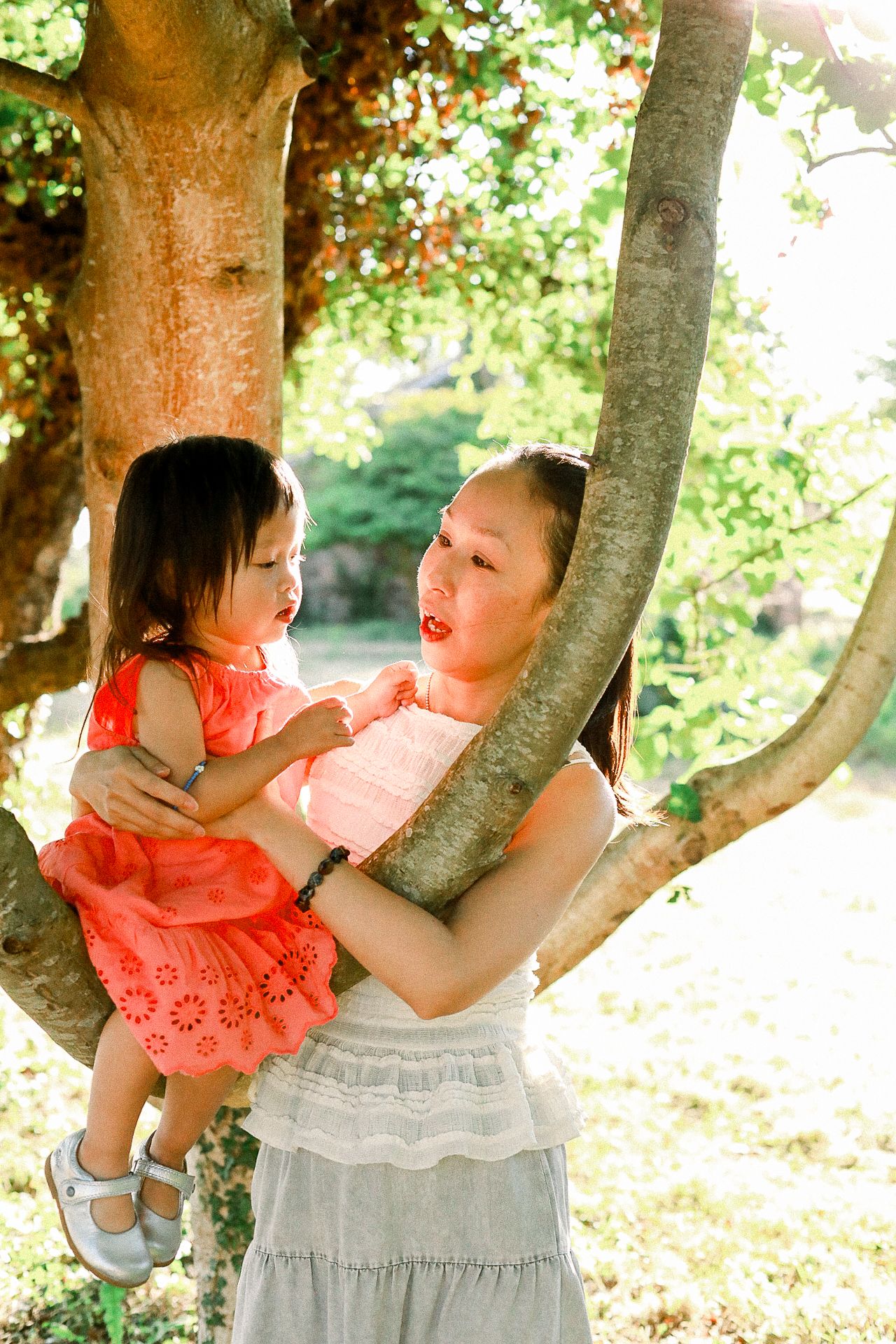Summer Mini Sessions in East Yorkshire, filled with golden light, genuine moments and beautiful family memories.