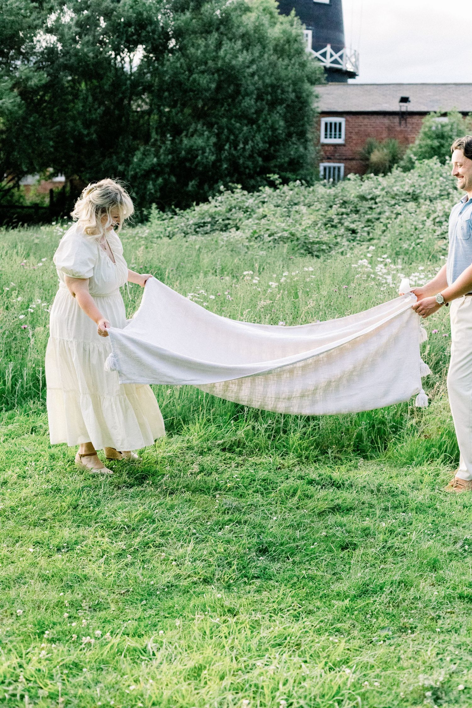 Golden hour pregnancy announcement photoshoot in the Yorkshire countryside.
