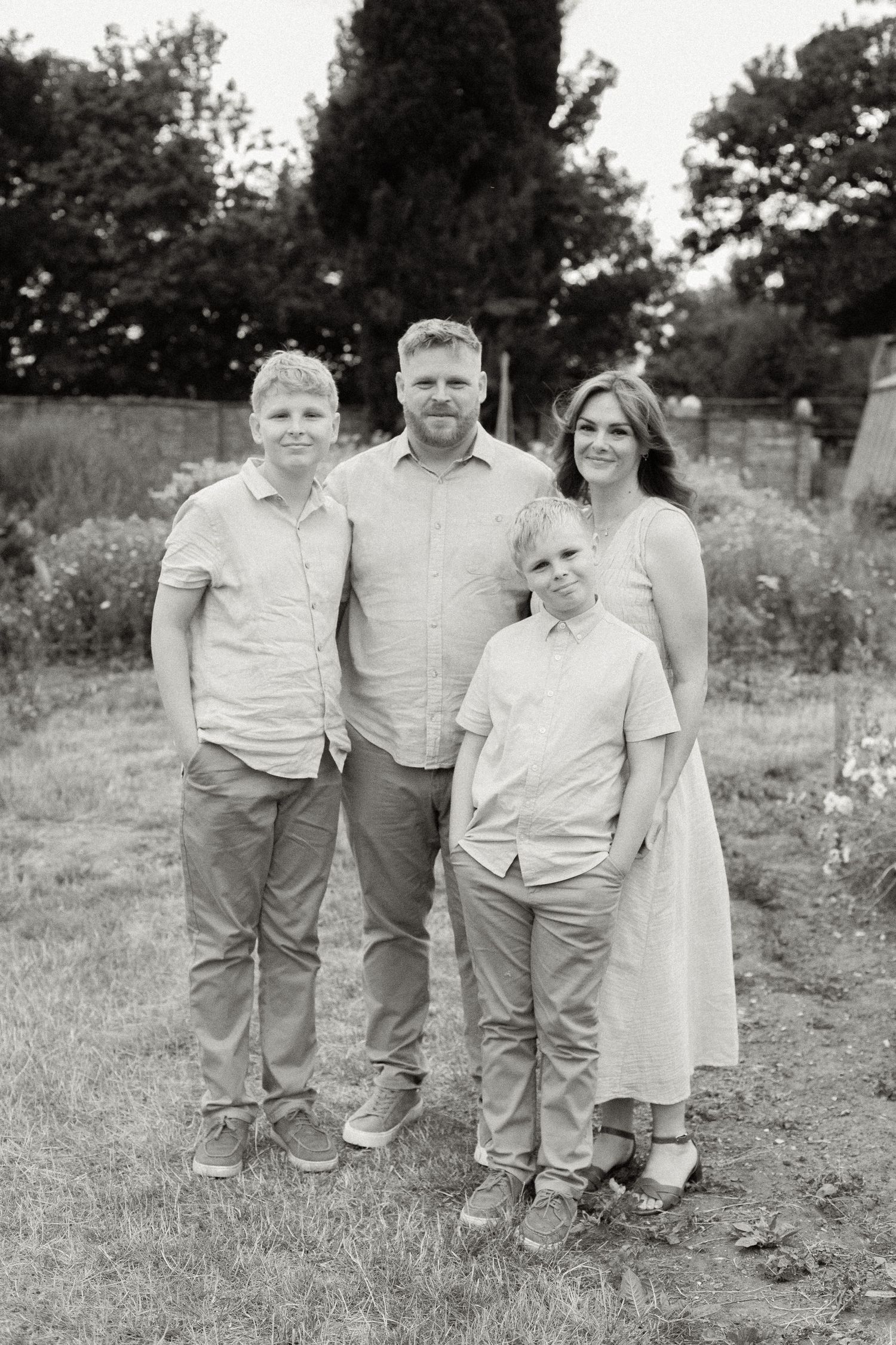 Summer Mini Sessions in East Yorkshire, filled with golden light, genuine moments and beautiful family memories.