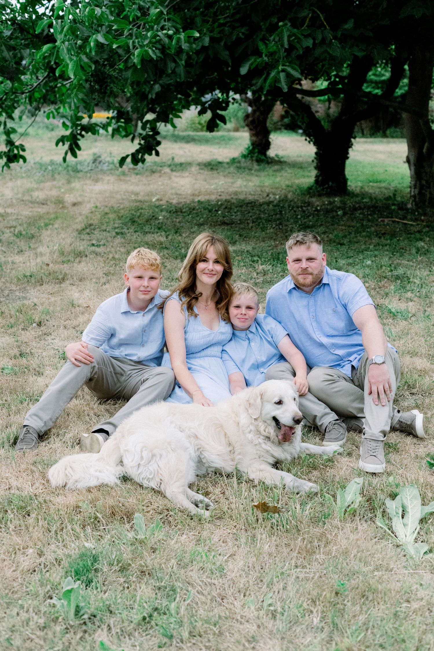 Summer Mini Sessions in East Yorkshire, filled with golden light, genuine moments and beautiful family memories.