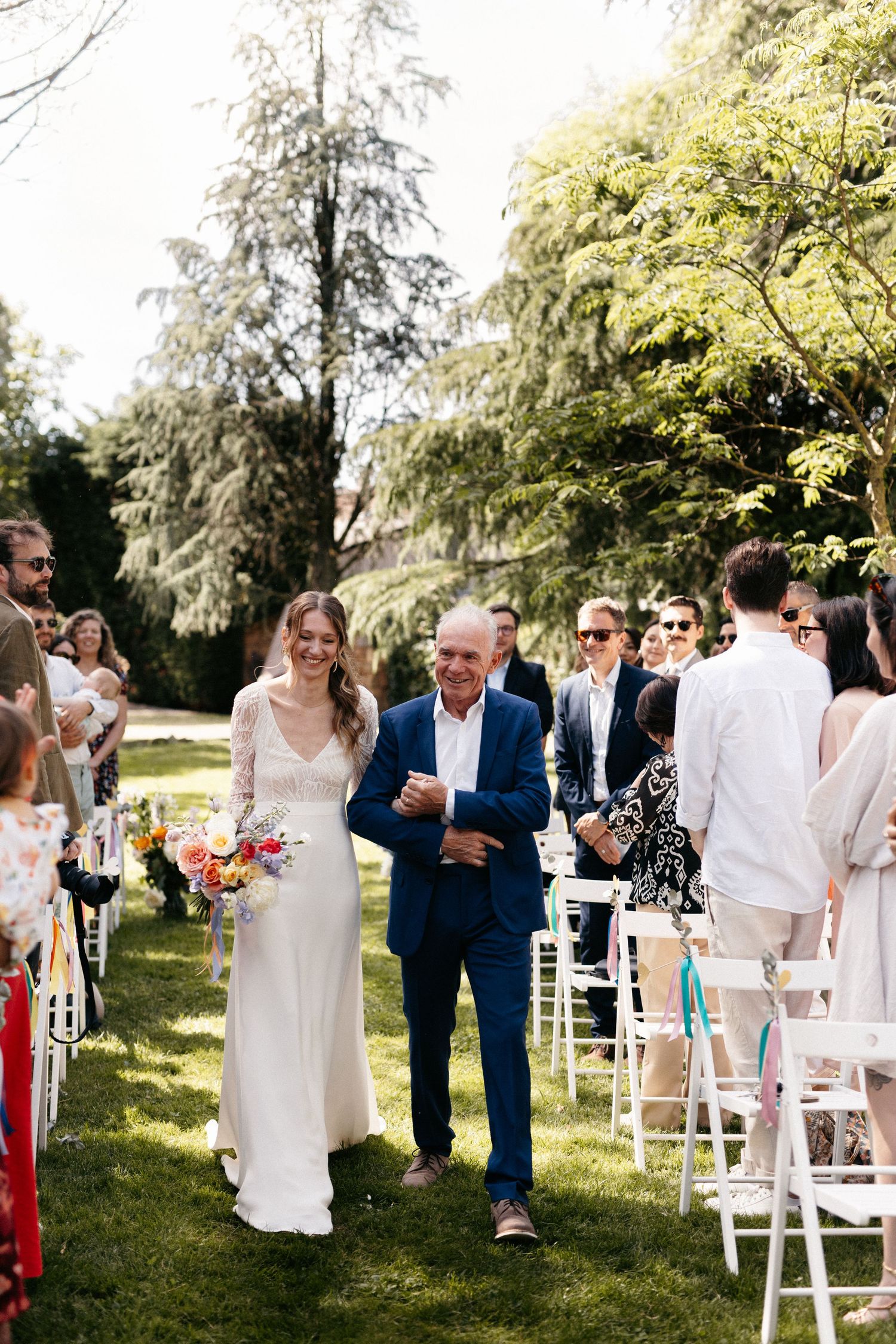 Cérémonie laïque 
Mariage élégant beaujolais 
Elaine Noailles, photographe éditoriale Annecy Oyonnax Genève Lyon