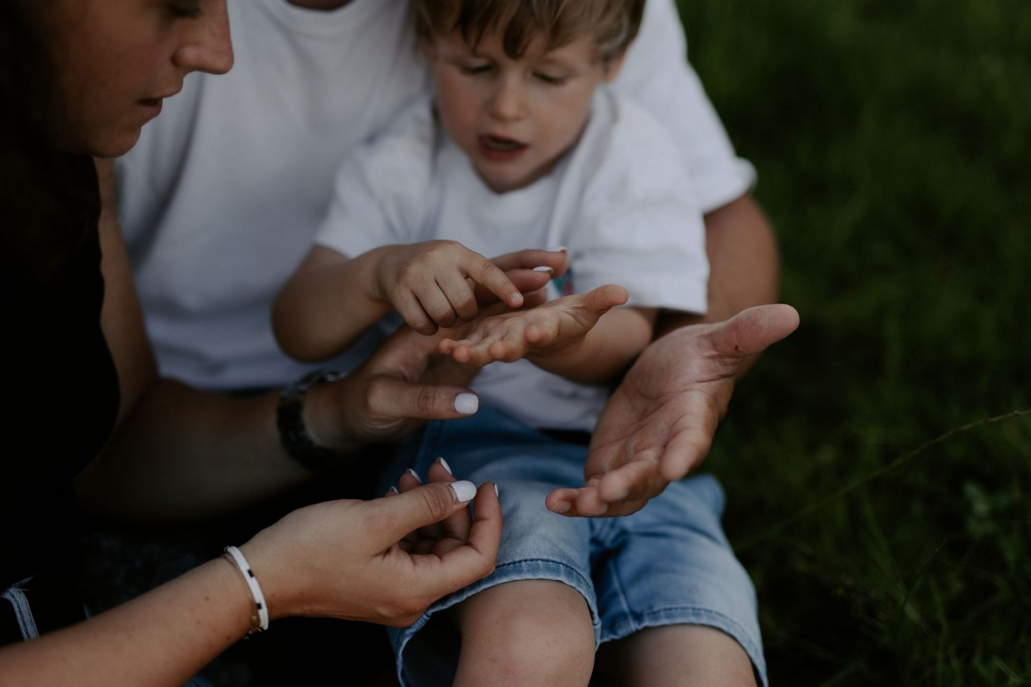 Photos de maternité - allaitement - naissance 
Elaine Noailles, photographe éditoriale Annecy Oyonnax Genève Lyon
France et suisse