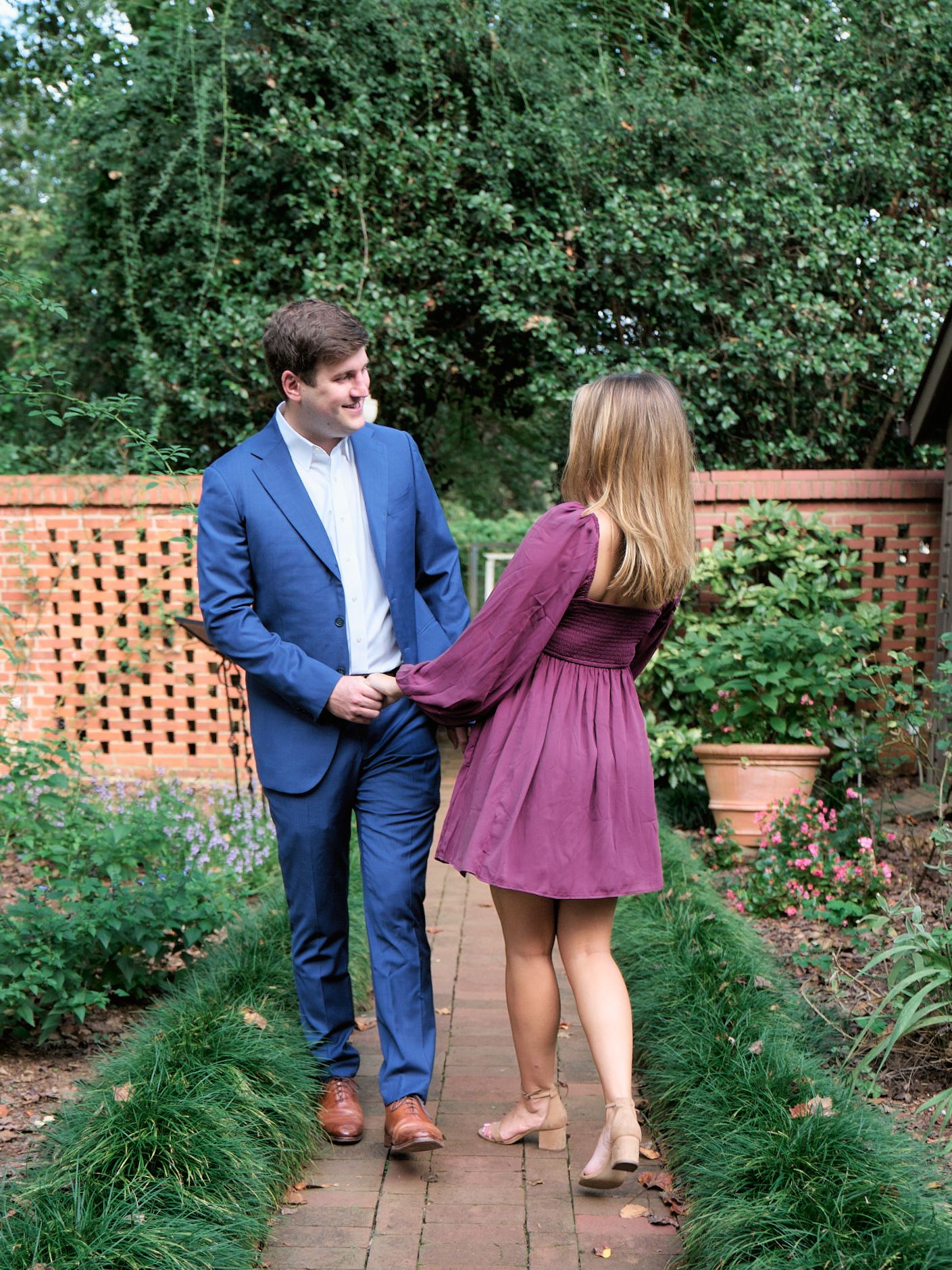 Best spots for engagement photos in Charlotte, NC