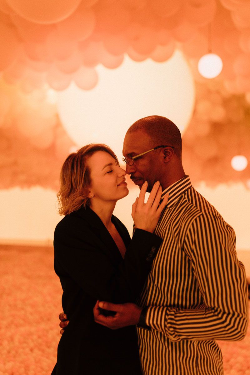 Chicago balloon museum engagement photographer atlas vow weddings