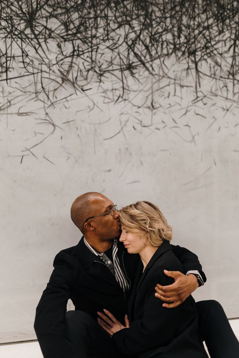 Chicago balloon museum big balloon charcoal engagement photographer