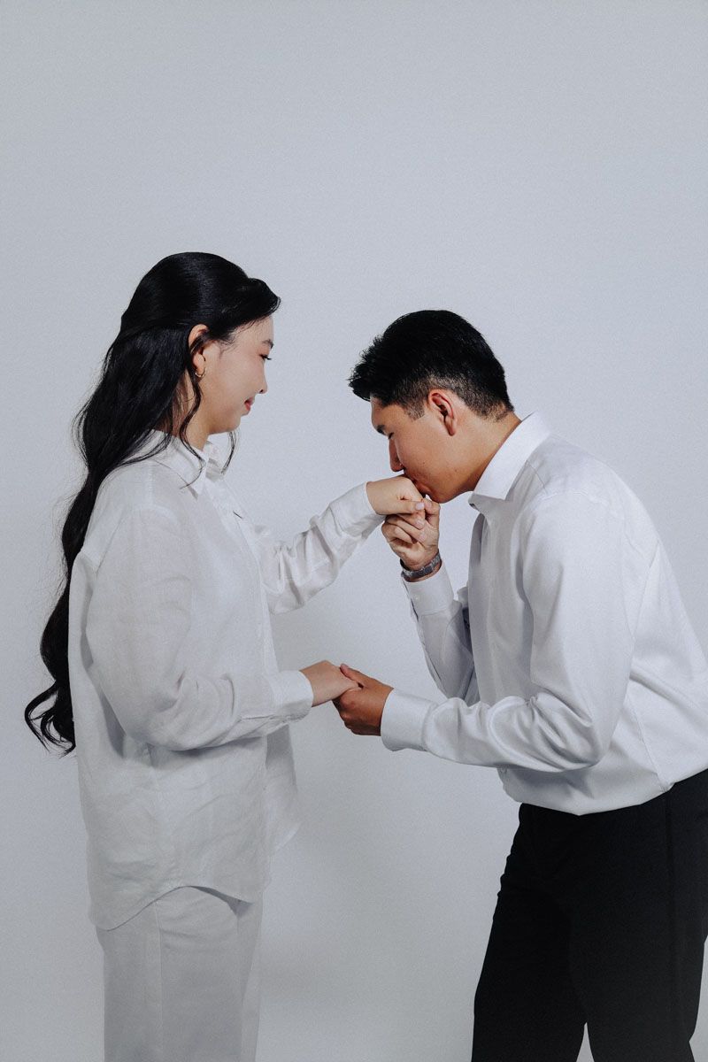 Schaumburg engagement white studio photography