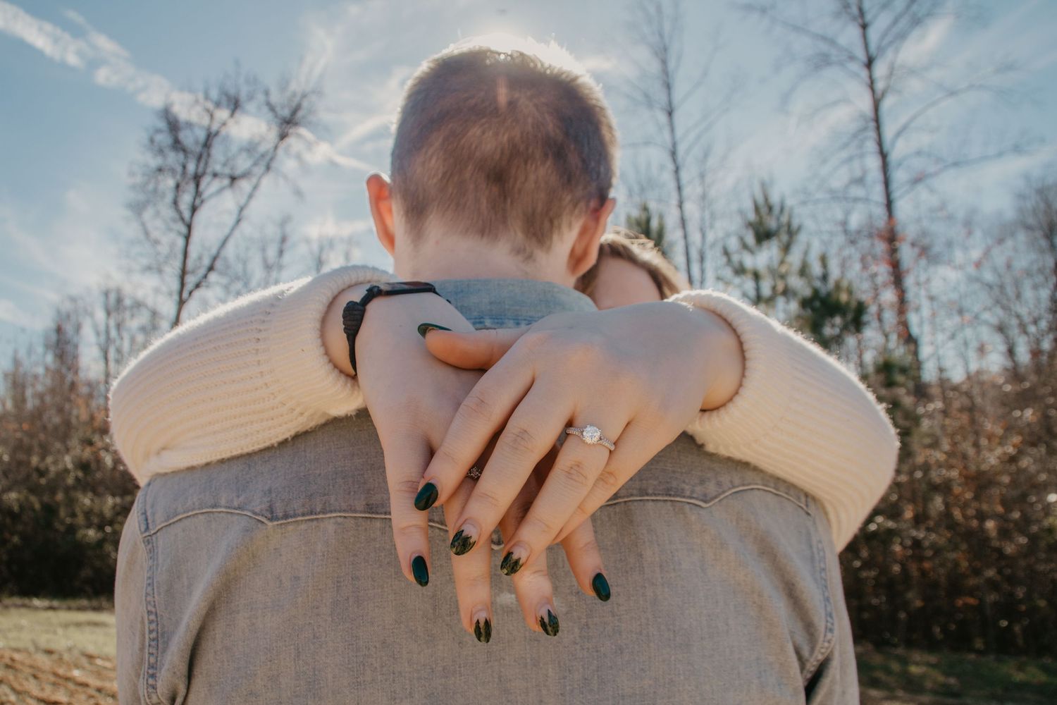 michiana-engagement-photographer-sunset-couple-session.jpg
michiana-couples-photographer-candid-laughing-portrait.jpg
south-bend-engagement-