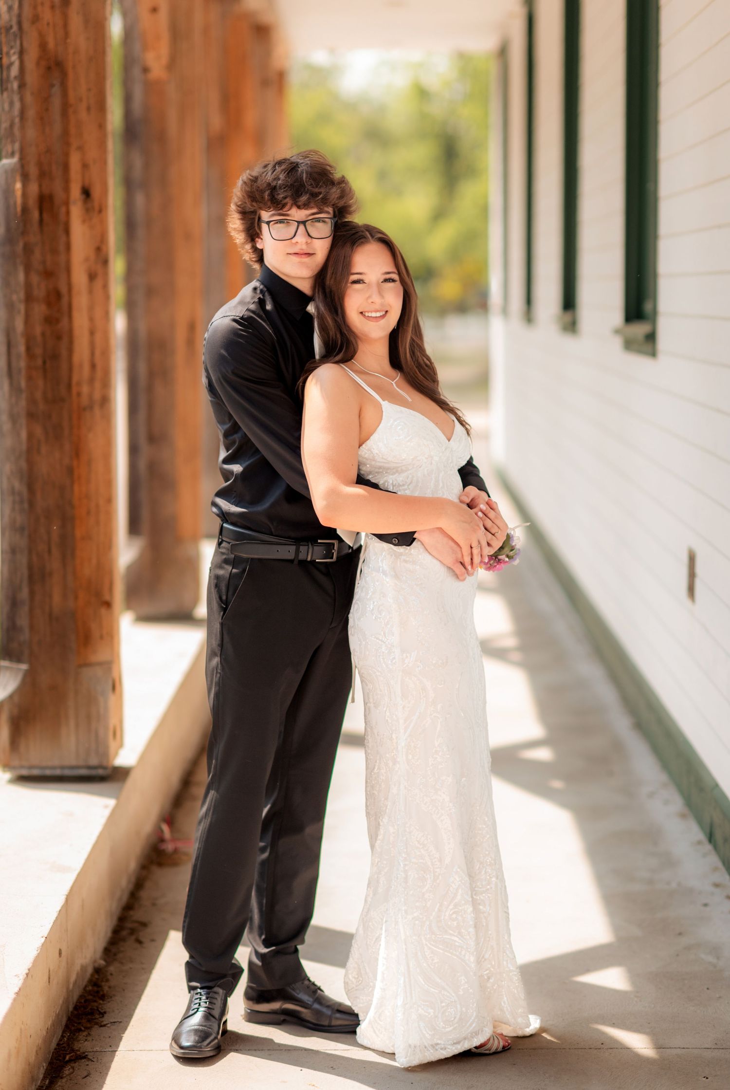 Motherhood,maternity and family sessions near Camrose & Edmonton. Flagstaff County fine art storytelling photographer, Prom photoshoot