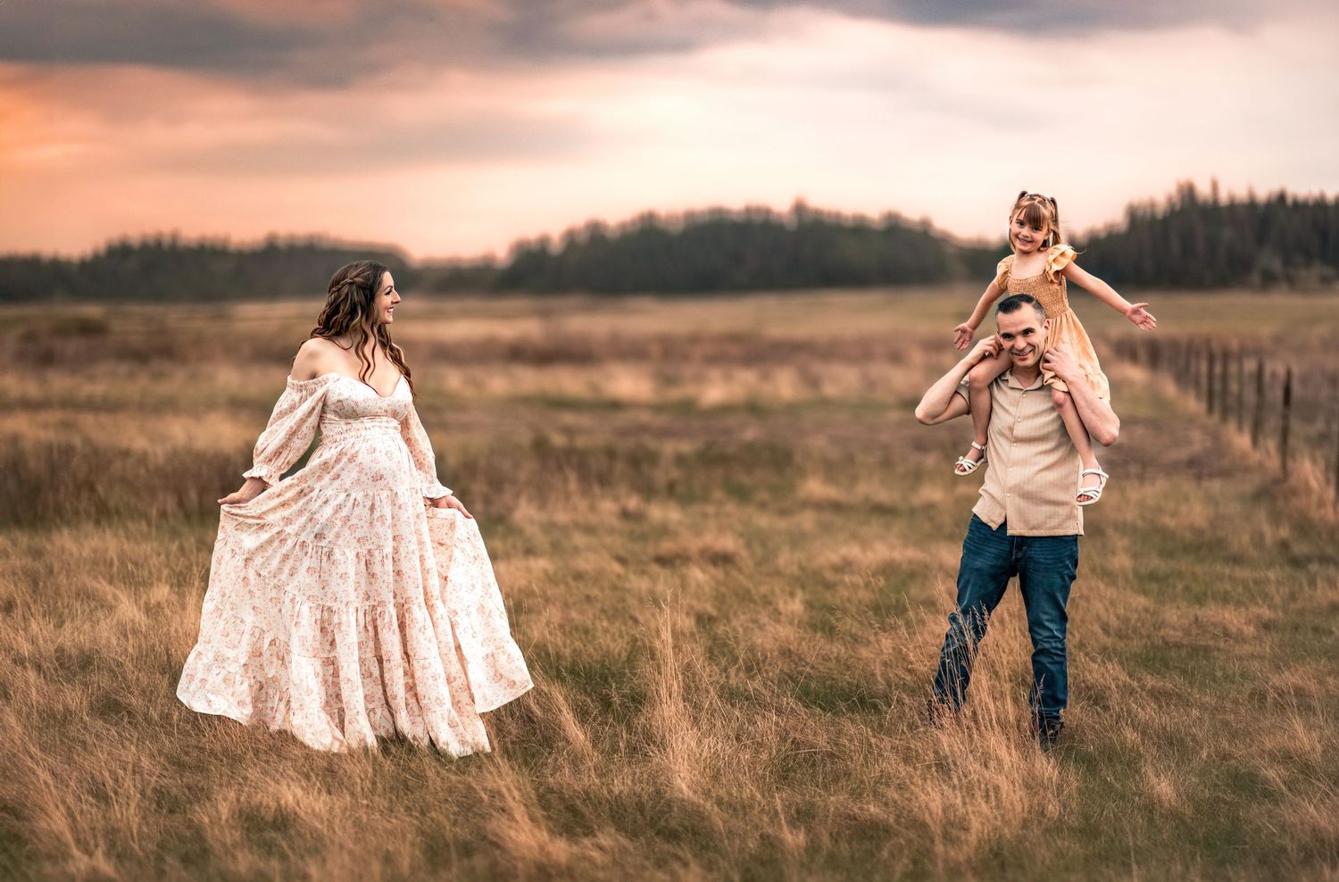 Couples, maternity and family sessions near Camrose & Edmonton. Flagstaff County fine art storytelling photographer, Maternity, Motherhood