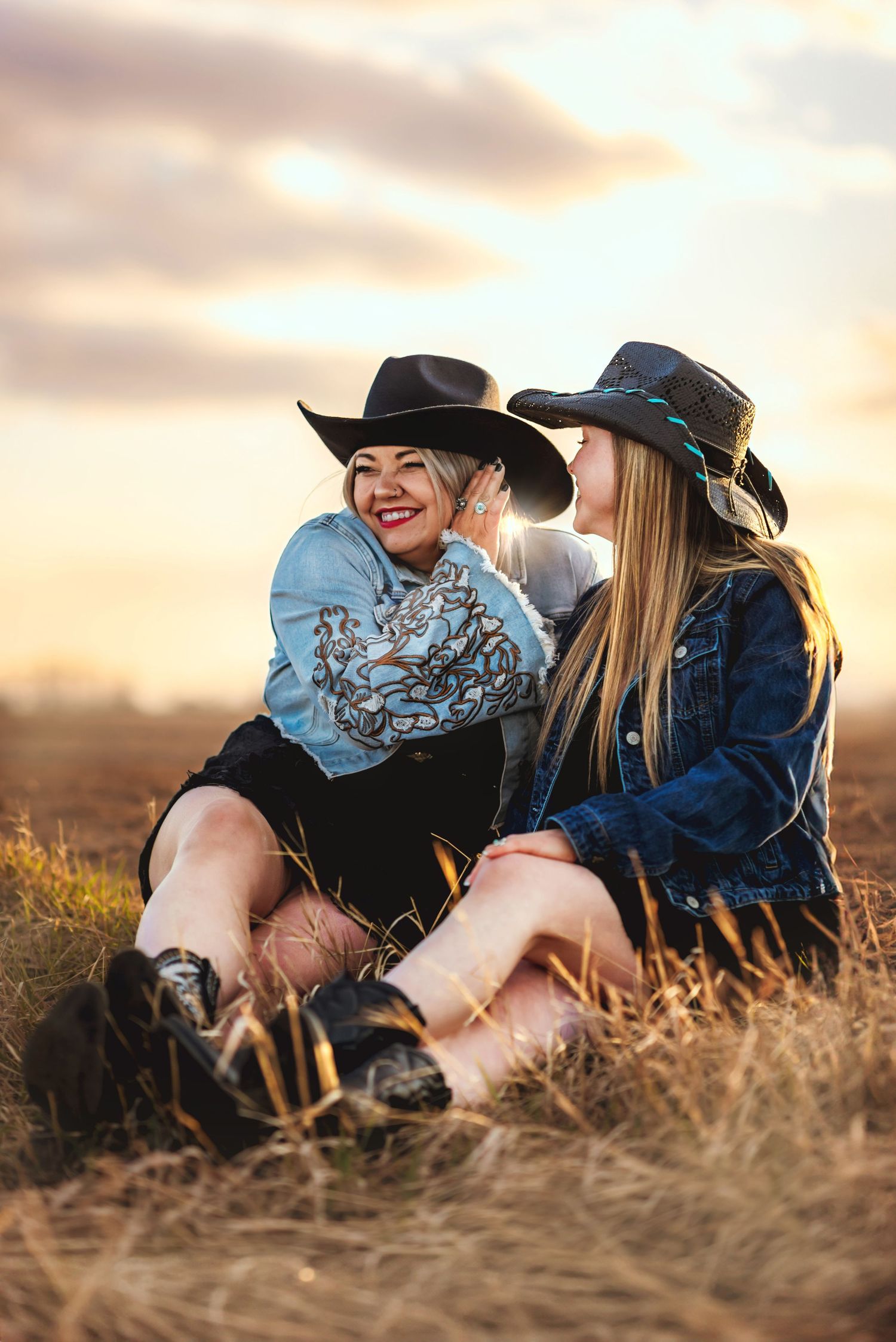 Family Photography, Camrose area Photographer, Alberta Photographer, Maternity Photographer, Couples Photographer, Family Photographer