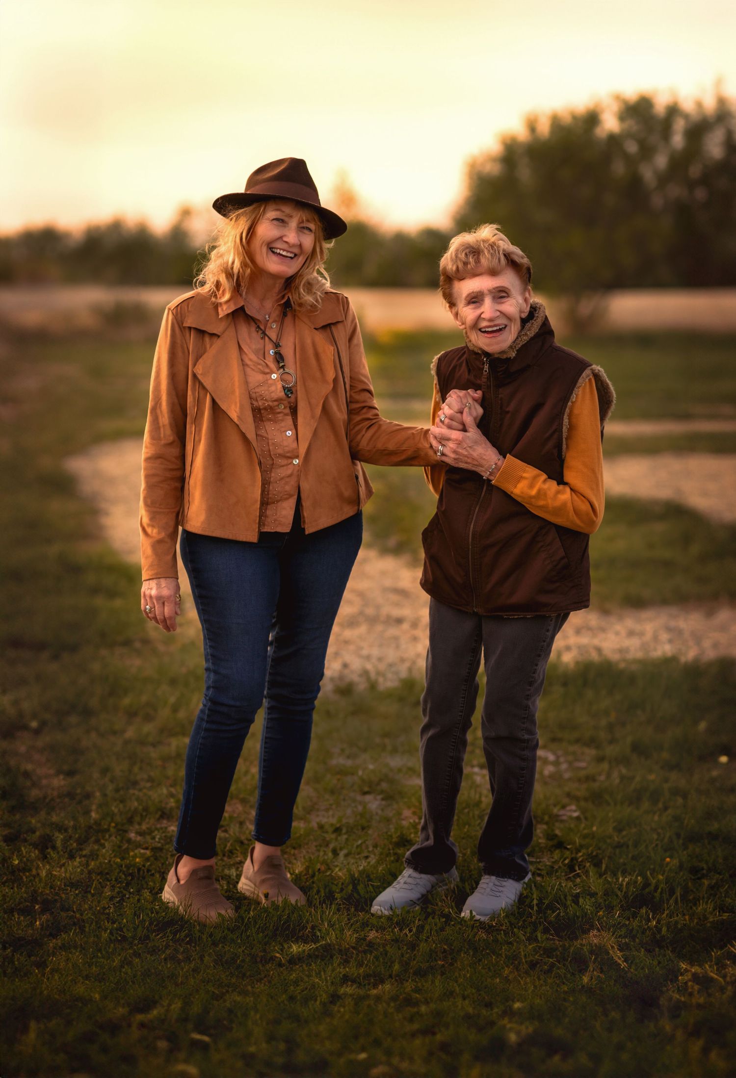 Family Photography, Camrose area Photographer, Alberta Photographer, Maternity Photographer, Couples Photographer, Family Photographer