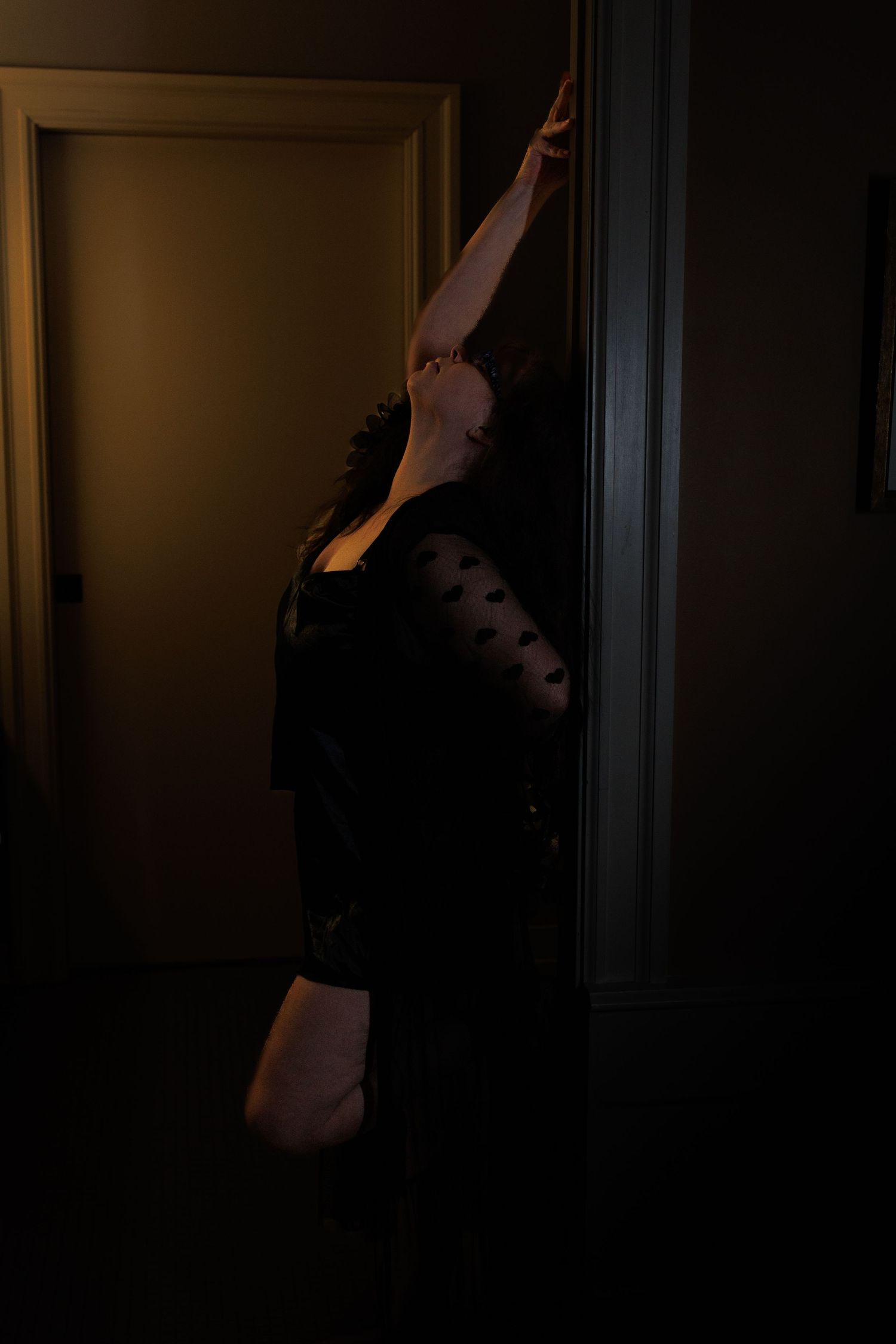 Soft‑glam boudoir session in Pittsburgh”