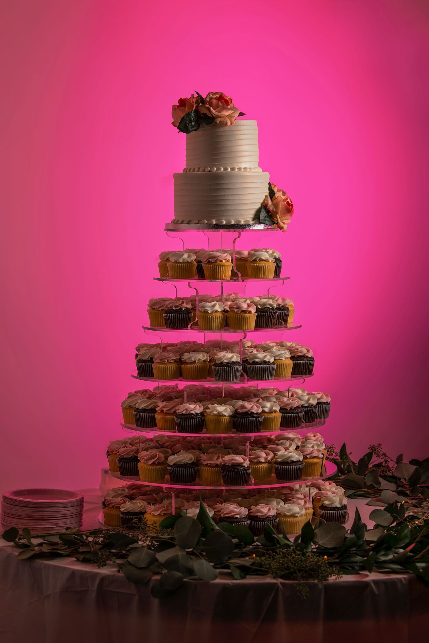 wedding cake and wedding cupcakes