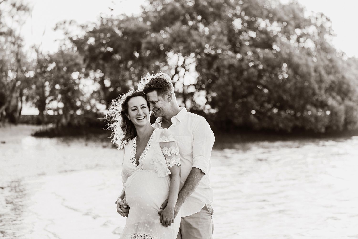 Maternity photography at Redlands beach by the water.