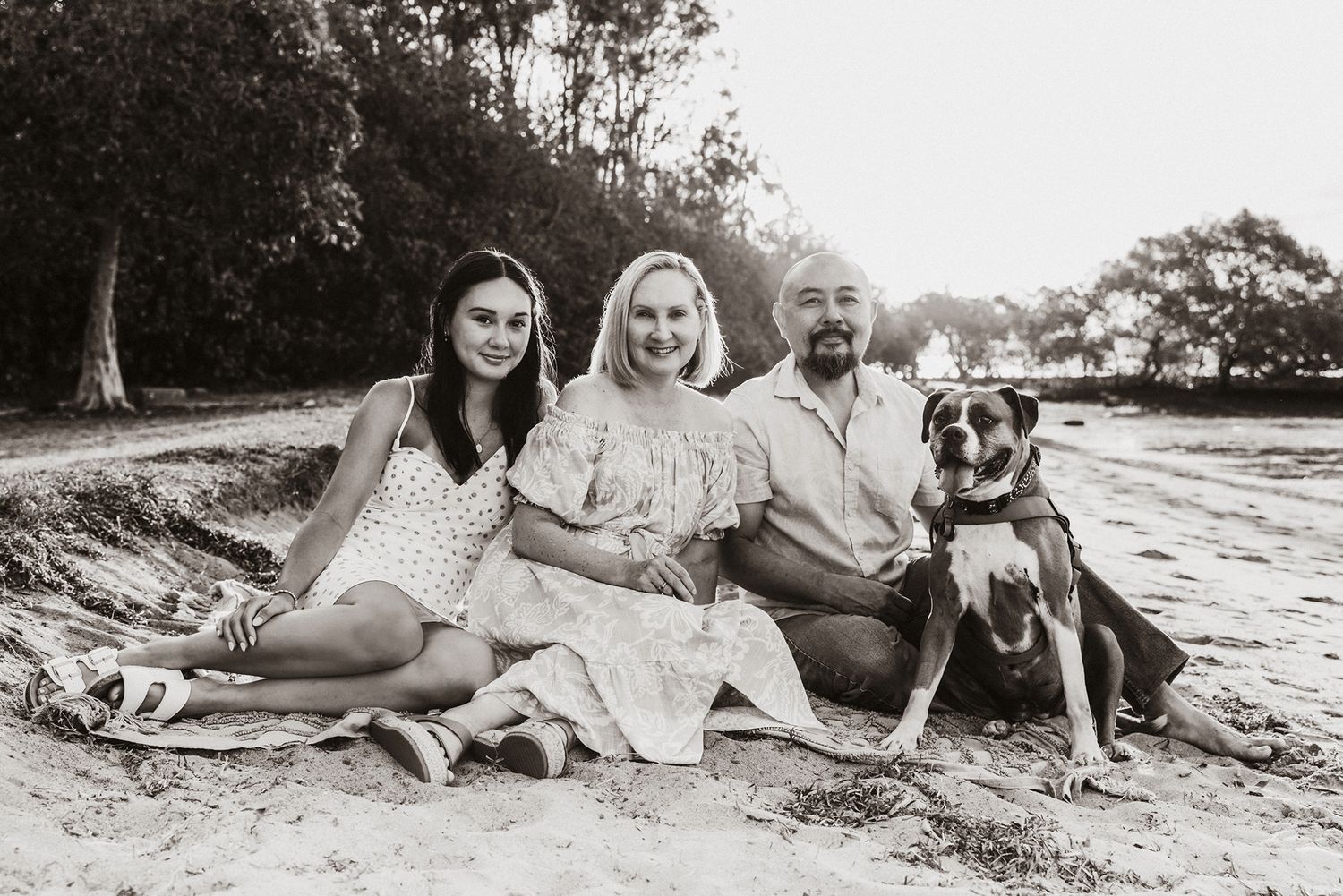 Family photography with dog in Brisbane.