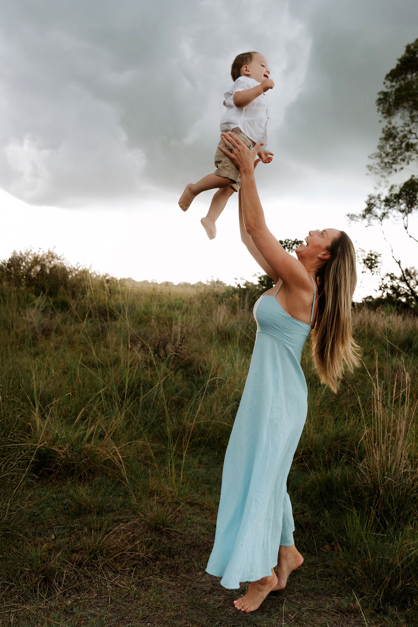Redlands family photographer located in Mt Cotton.