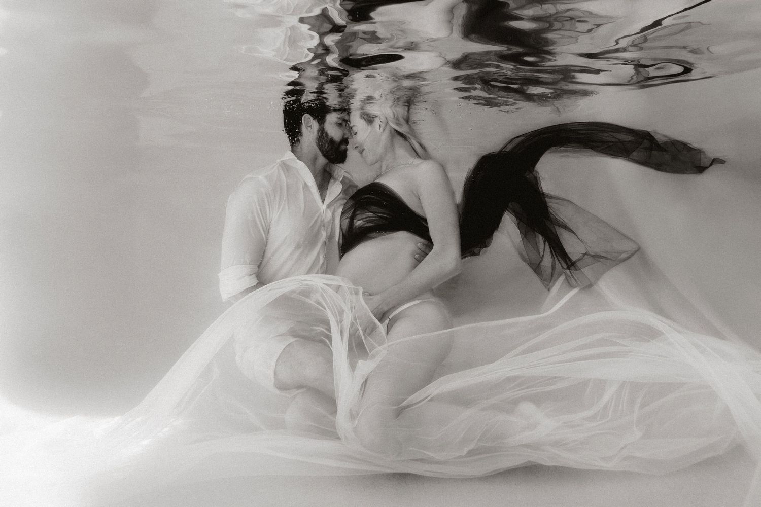 Underwater maternity photography Brisbane.