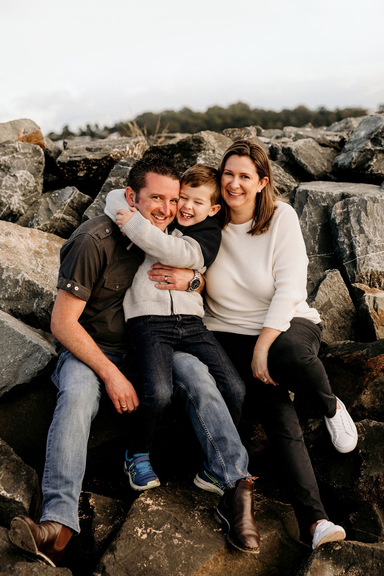 Redlands family photography at Raby Bay, Cleveland.
