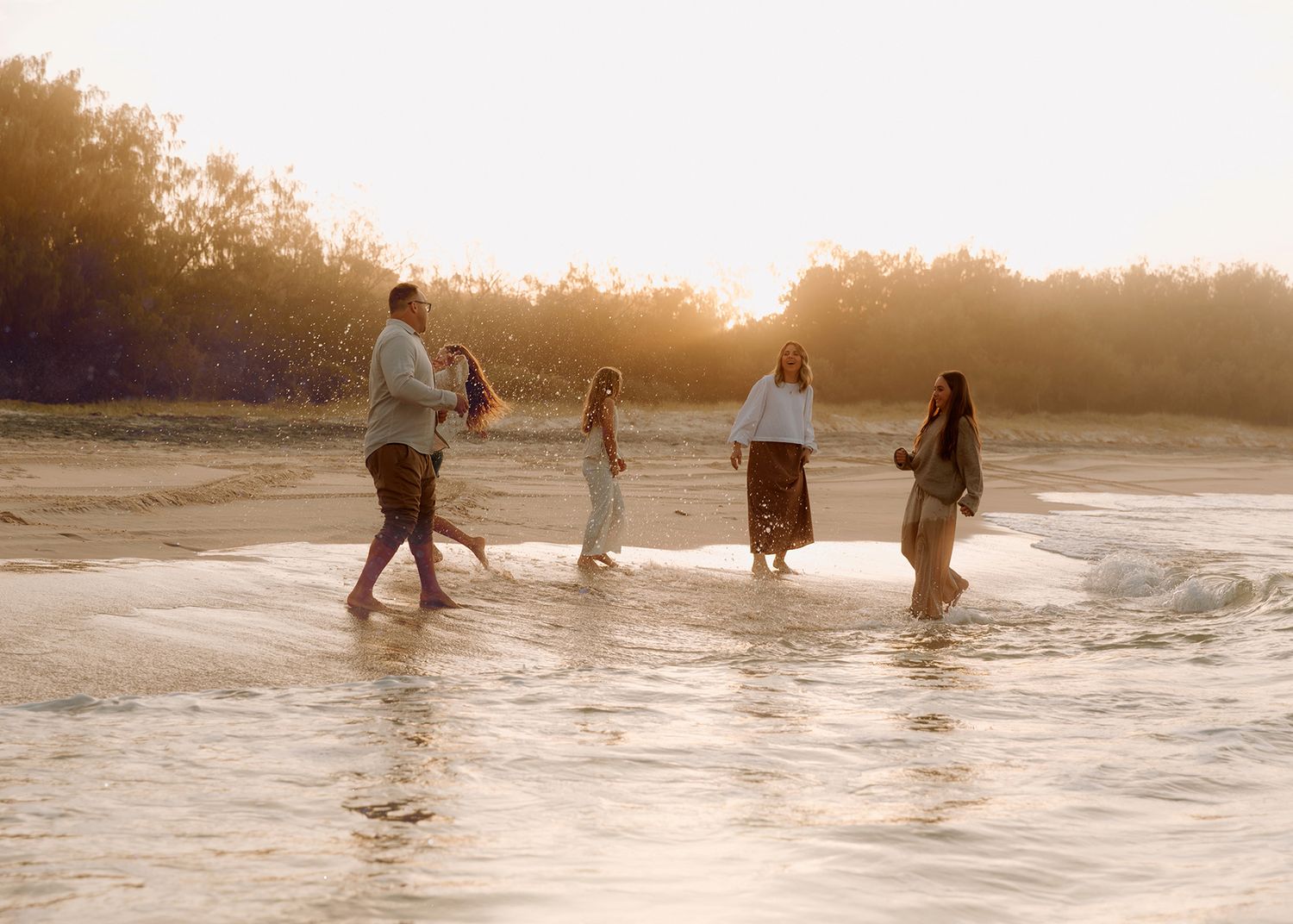 Stradbroke Island family photography on Flinders Beach at sunset.